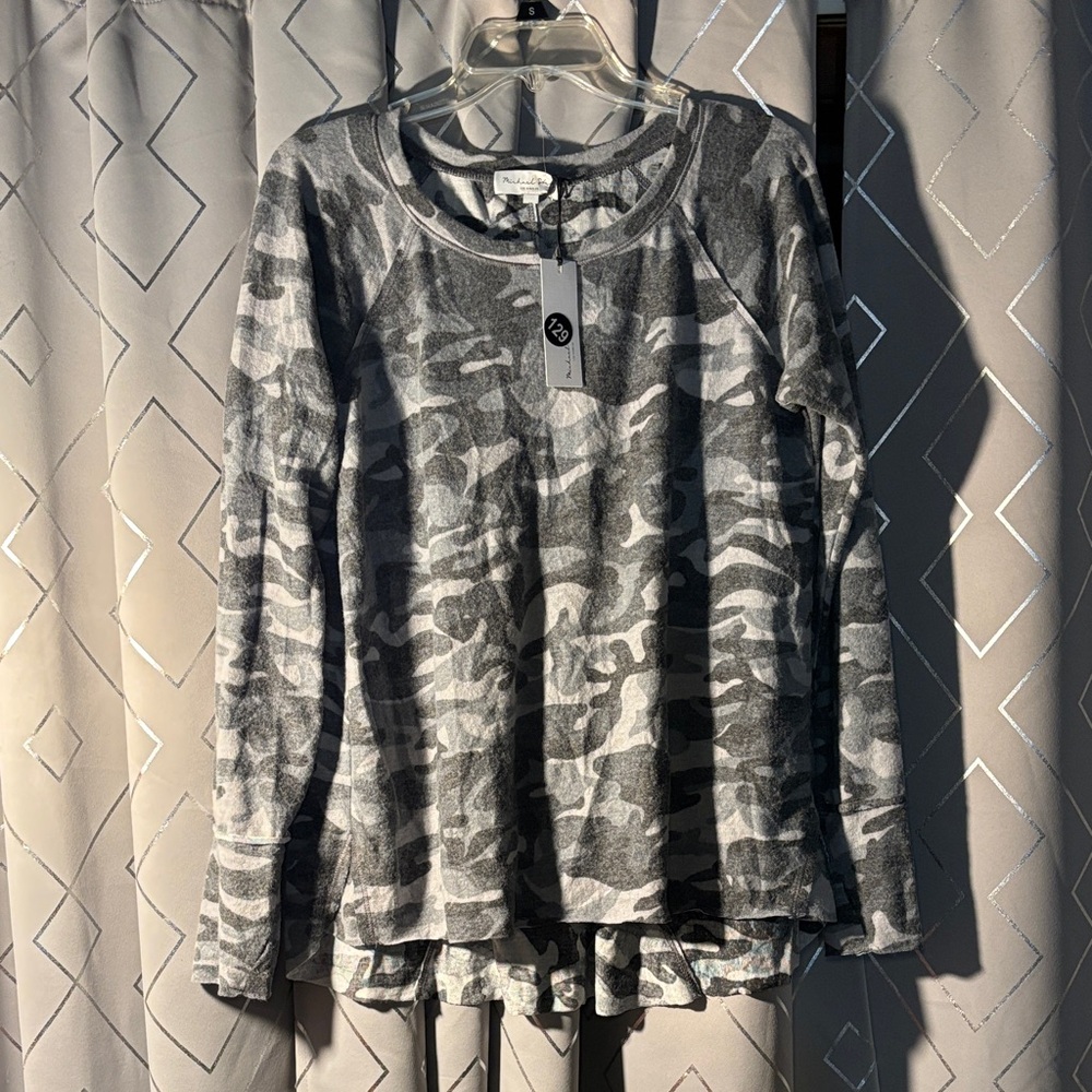 Michael Stars Gray Camo Long Sleeve Hi Low Top Thumbholes NWT
